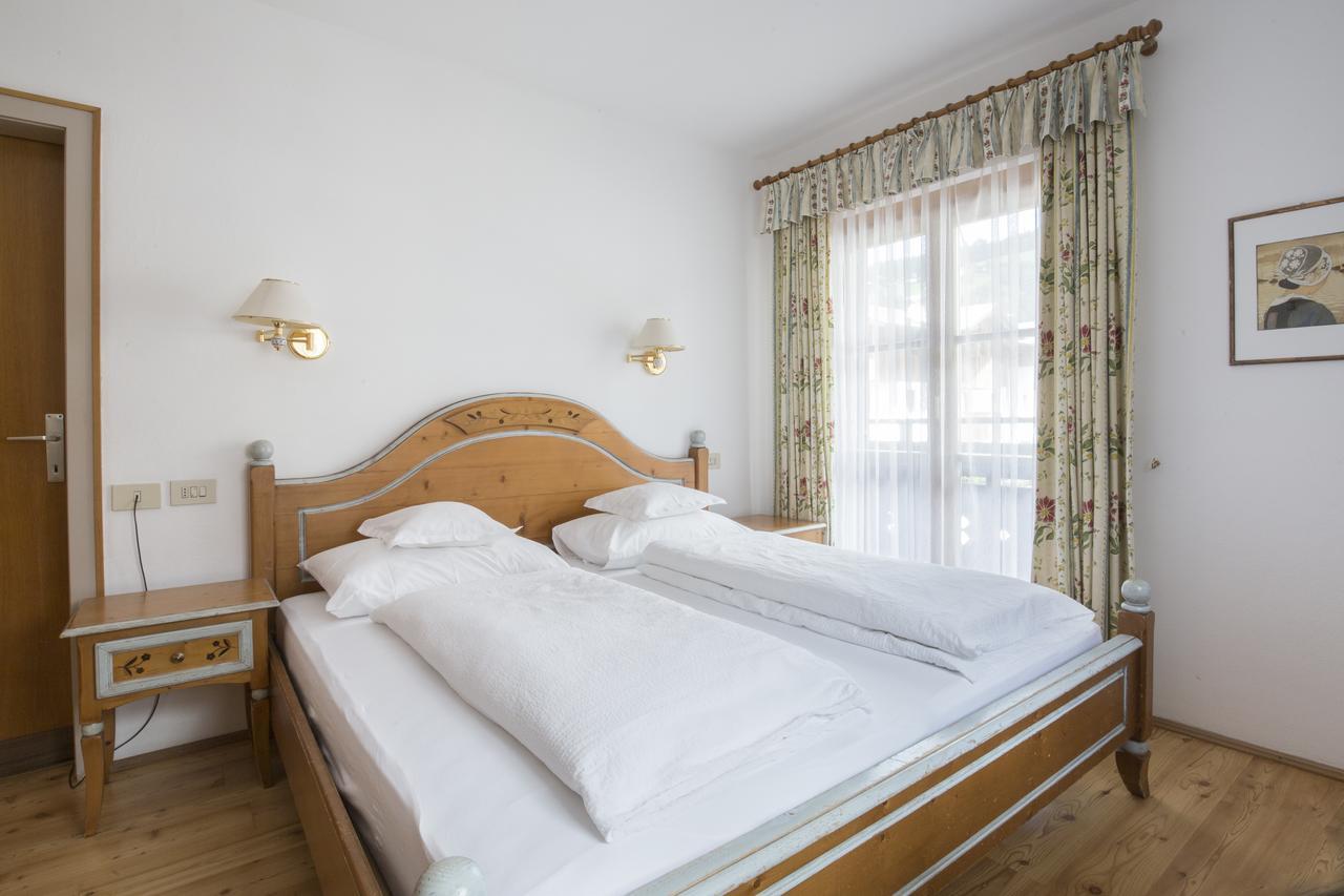 Hotel Erika Сан-Виджилио-ди-Мареббе Экстерьер фото