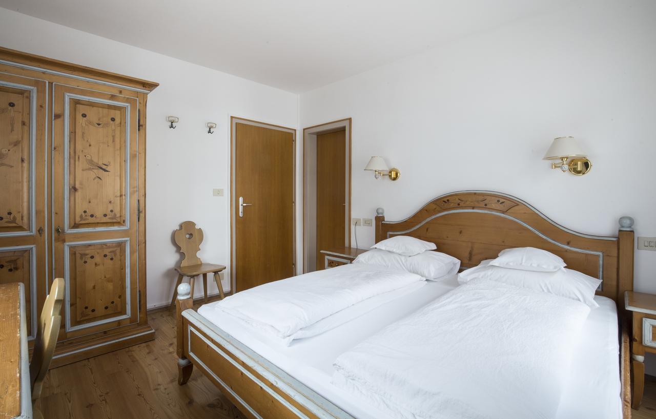 Hotel Erika Сан-Виджилио-ди-Мареббе Экстерьер фото