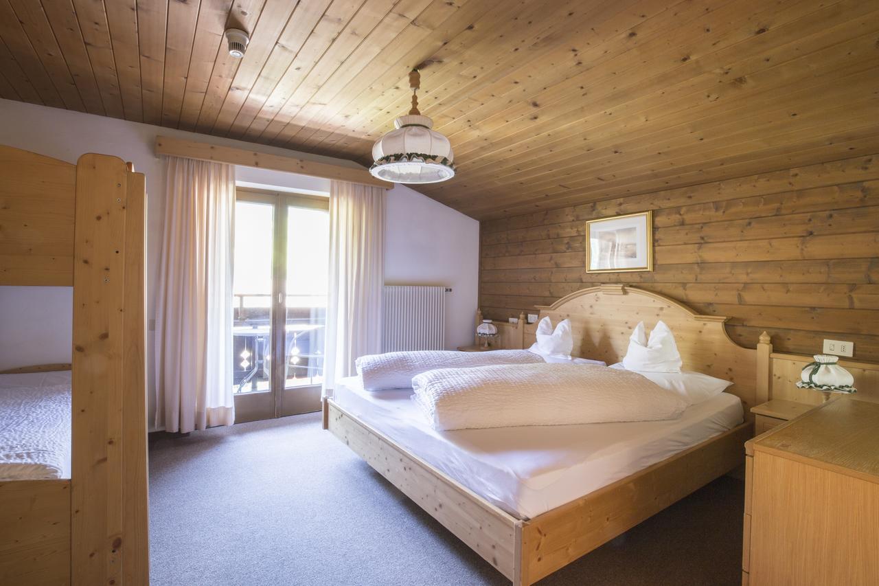 Hotel Erika Сан-Виджилио-ди-Мареббе Экстерьер фото