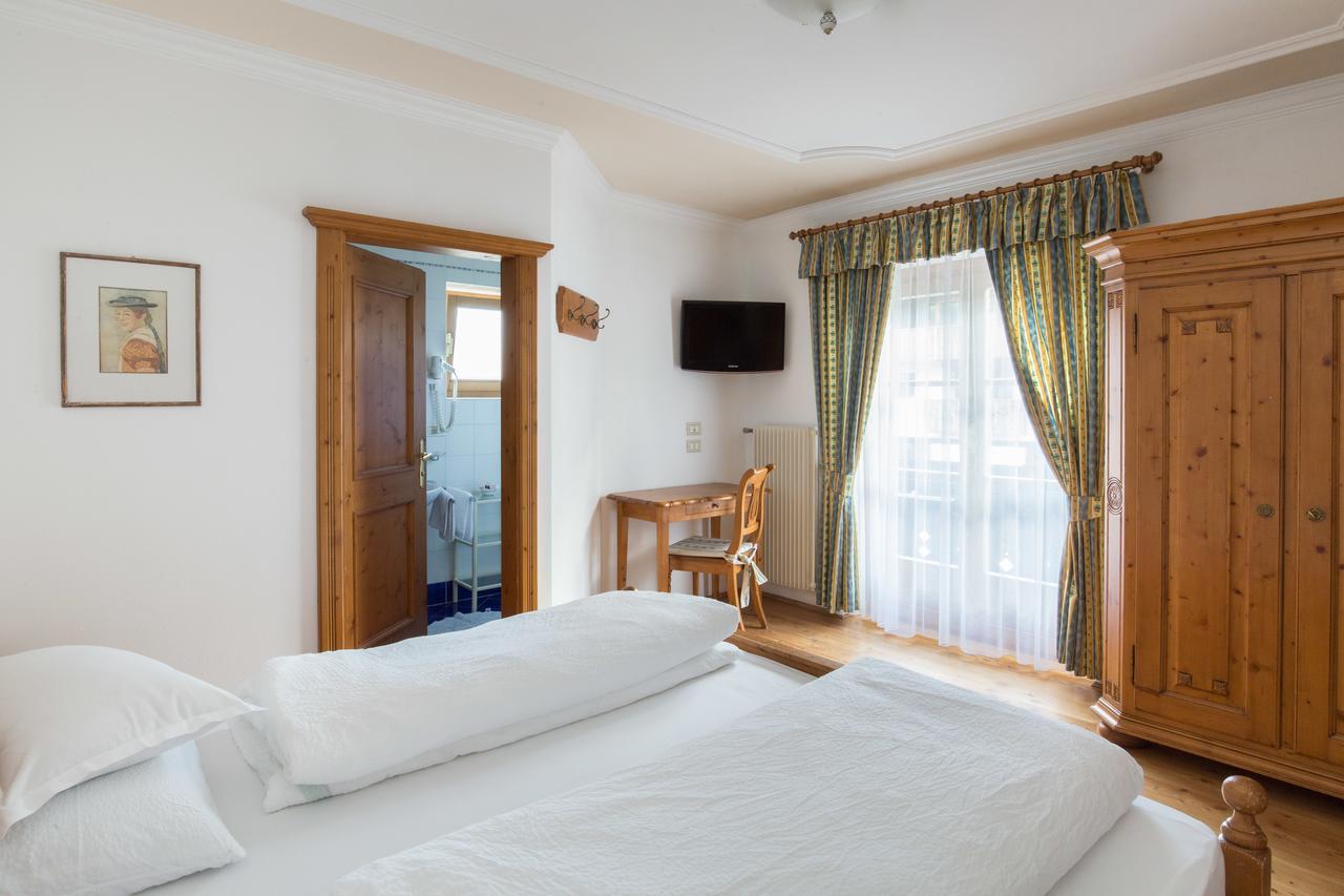 Hotel Erika Сан-Виджилио-ди-Мареббе Экстерьер фото