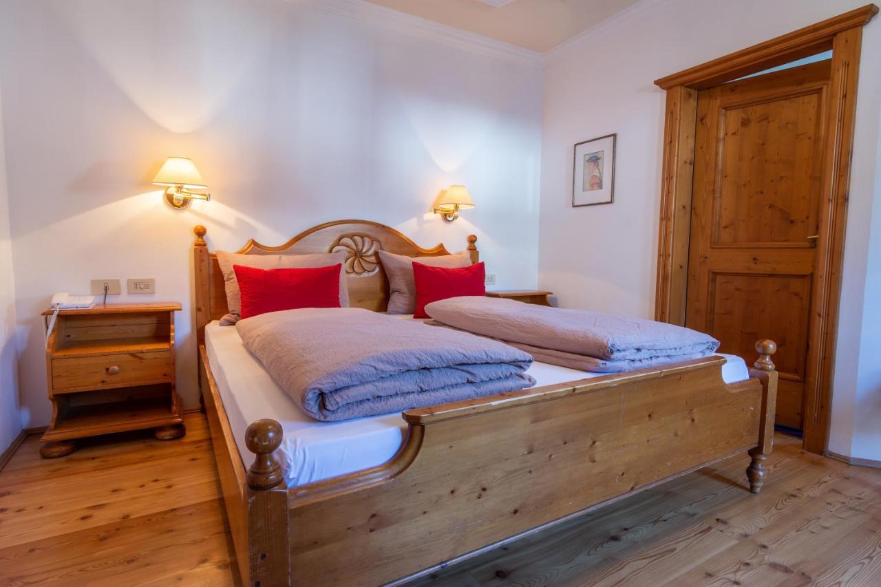 Hotel Erika Сан-Виджилио-ди-Мареббе Экстерьер фото
