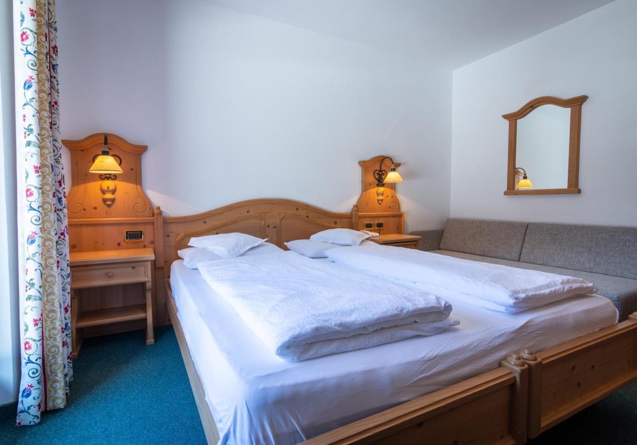 Hotel Erika Сан-Виджилио-ди-Мареббе Экстерьер фото